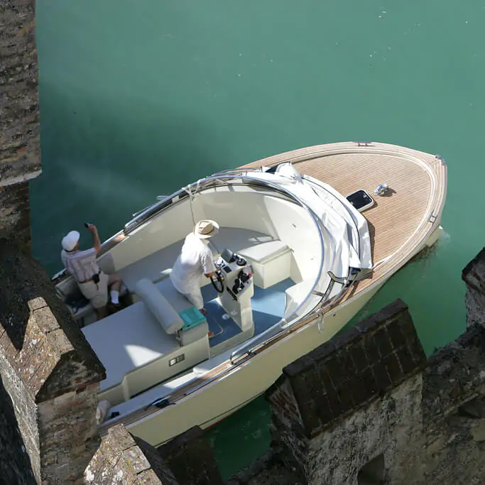 Motorboot Beluga Gardasee-Tour