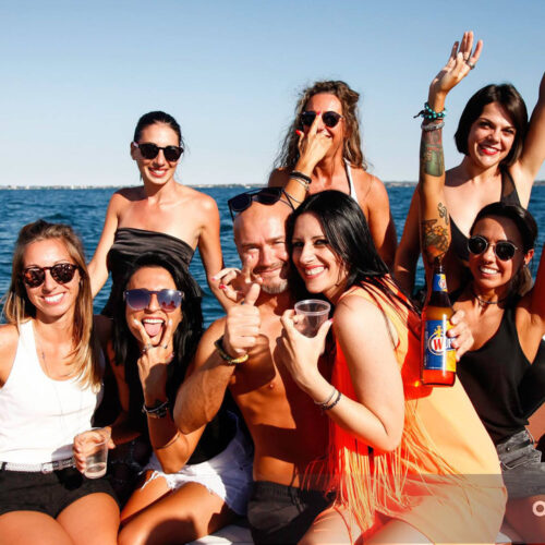Bertoldi Boats: Festa Di Compleanno e Laurea In Barca Sul Lago Di Garda